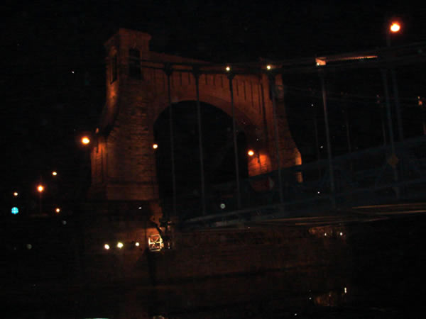 Most Grunwaldzki nocą