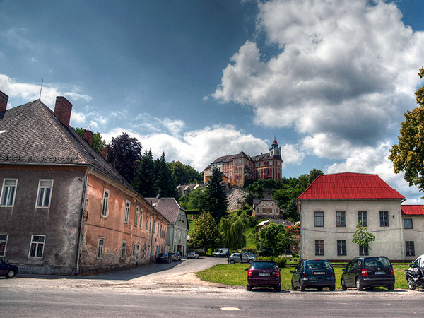 Zamek w Javorniku